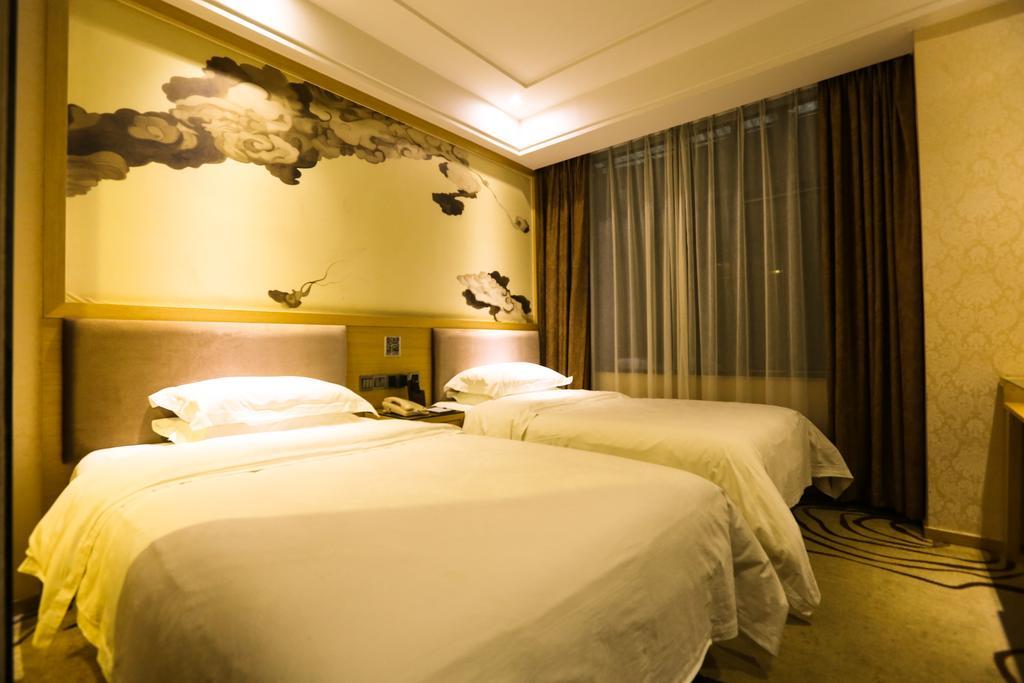 V8 Hotel Train Station Guangzhou Buitenkant foto