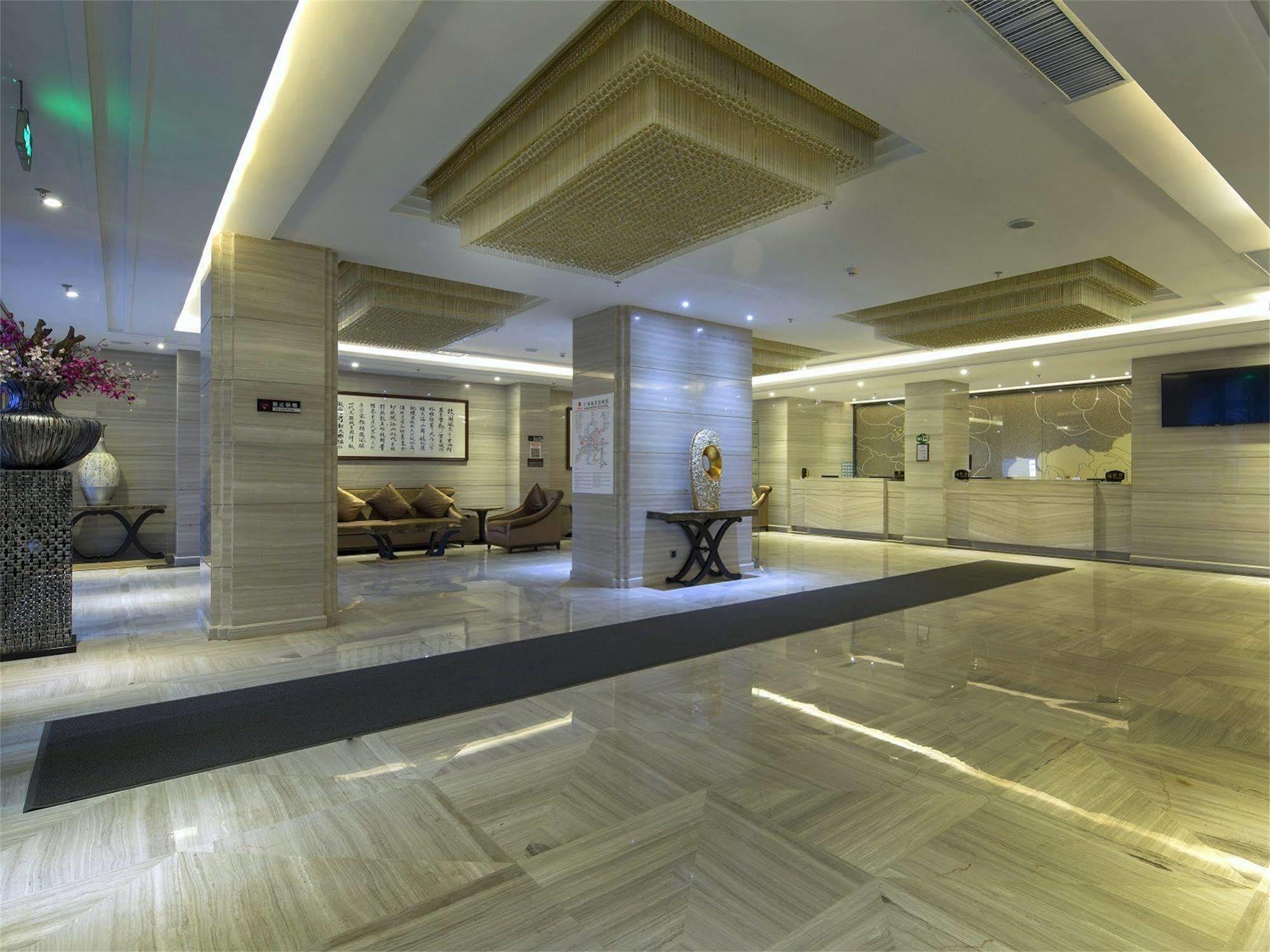 V8 Hotel Train Station Guangzhou Buitenkant foto