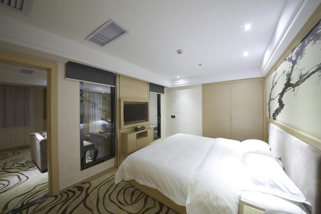 V8 Hotel Train Station Guangzhou Buitenkant foto